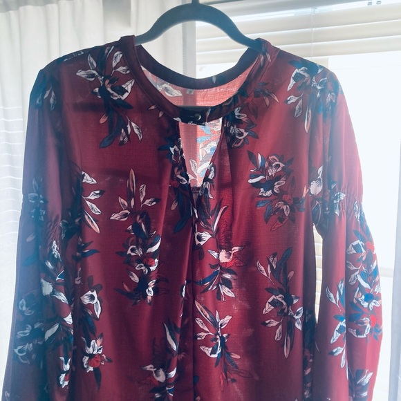 Keyhole Floral Mini Dress - Picture 3 of 5